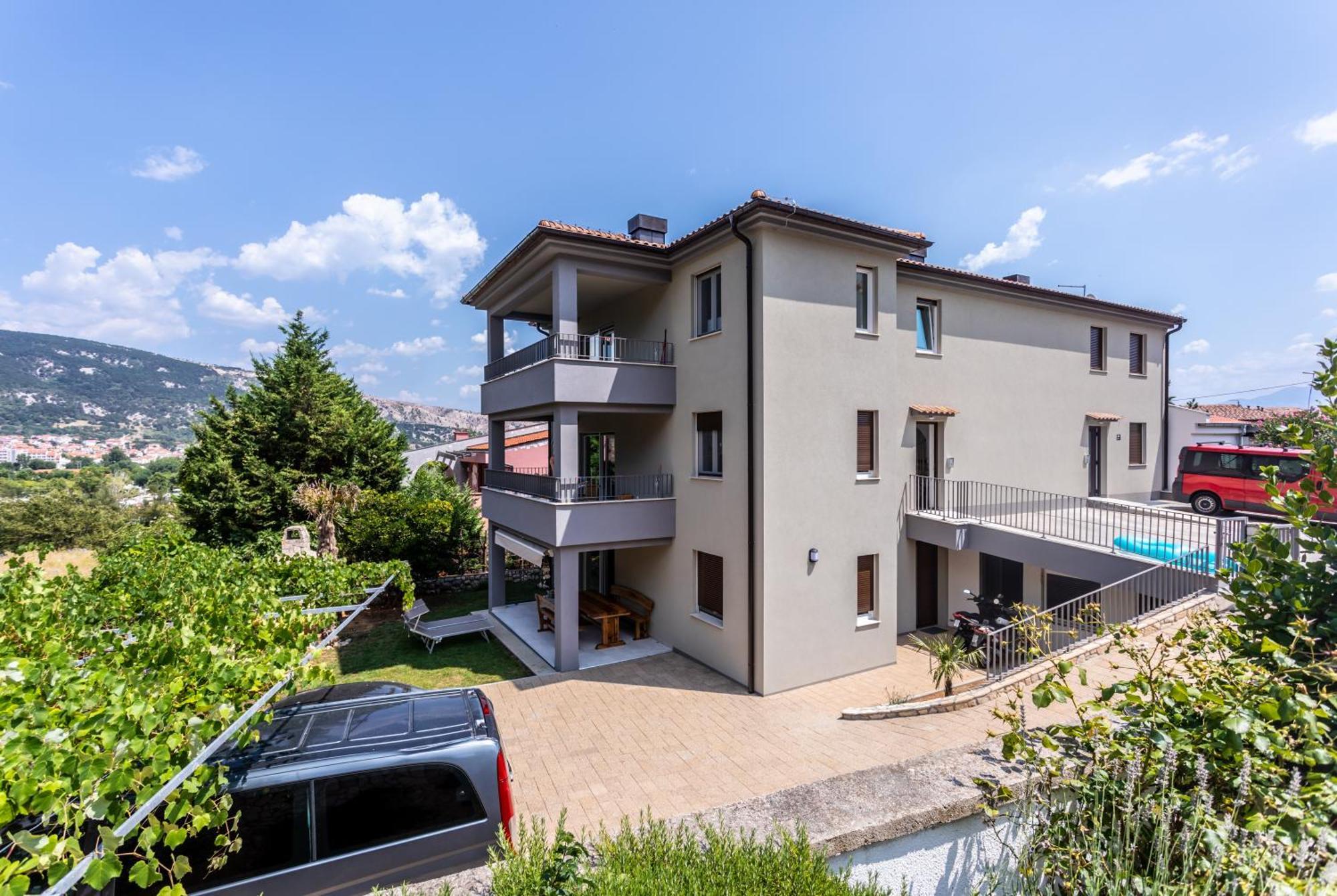 Apartments Vugrinec With Terrace Baška Eksteriør billede